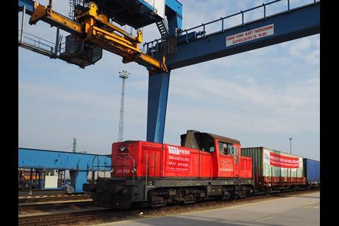 Rail Cargo Group’s first service from Xi'an to Budapest arrived at the BILK terminal on April 11.